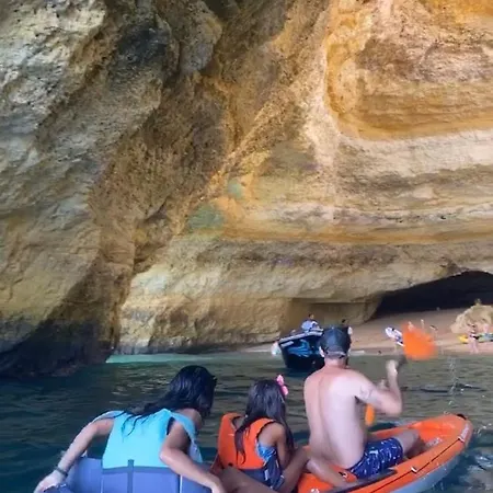 Charming Πανσιόν 4*