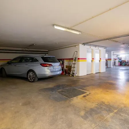 Charming Πανσιόν 4*