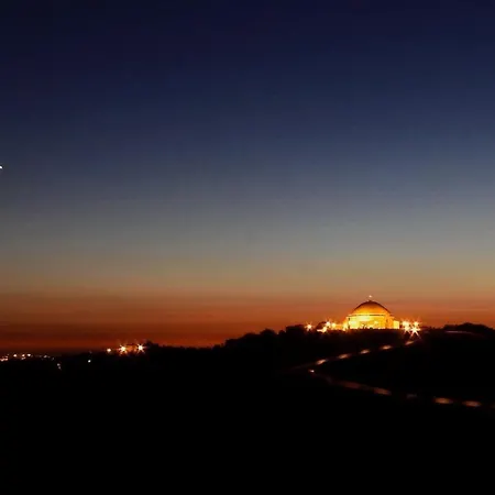 Πανσιόν Charming