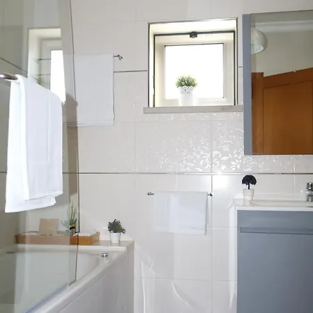 Charming Πανσιόν 4*